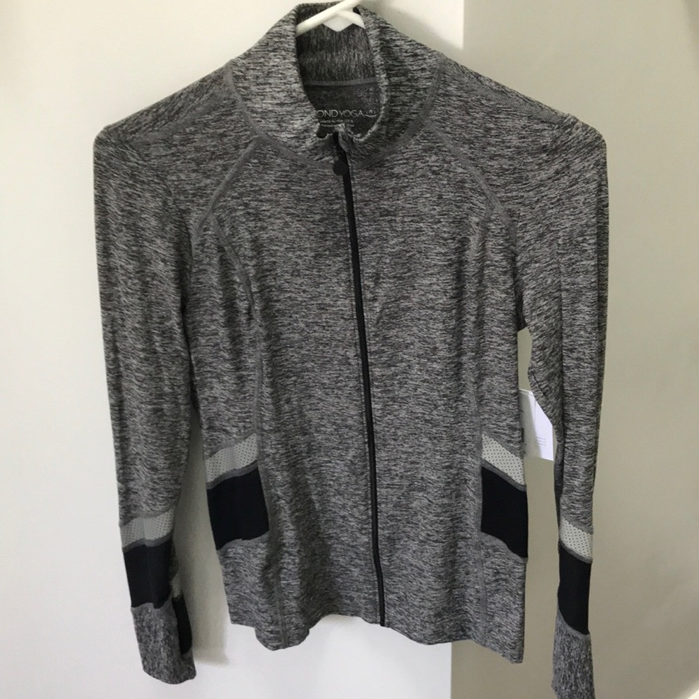 Beyond Yoga zip up